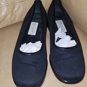 Ballet Coach Flats